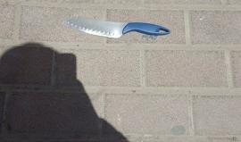 #شاهد الاحتلال يعتقل فتى فلسطيني بحجة محاولته تنفيذ عملية طعن على حاجز شعفاط بالقدس المحتلة