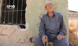 أبو مصطفي سبعيني من غوطة #دمشق ، كتبت له النجاة من #مجزرة_الكيماوي 21 #آب 2013 ، ليروي قصة استشهاد 10 من أفراد عائلته