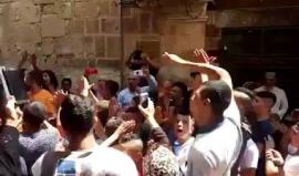 #شاهد: "لن تركع أمة قائدها محمد" هتاف أهل القدس على بوابات الأقصى.
#القدس_تنتصر