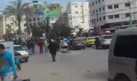#فيديو الإضراب الذي دعت له الفصائل في قطاع غزة يدخل "حيز التنفيذ" باغلاق المحال التجارية وايقاف مؤقت لحركة السير رفضا للحصار