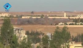 هكذا تسقط القنابل العنقودية على مدينة #عندان بريف #حلب الشمالي
وكالة ثقة