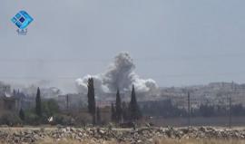 #شاهد | في أول أيام عبد الفطر.. سقوط حاوية متفجرة على مدينة حريتان في ريف #حلب الشمالي.
(وكالة ثقة)