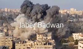 أدى إلى إصابة 18 مواطنا بجراح 
#شاهد لحظة استهداف مبنى مؤسسة سعيد المسحال غرب مدينة غزة والذي يضم مقر الجالية المصرية في قطاع غزة .