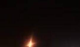 #شاهد
فيديو متداول للحظة تدمير صاروخين باليستيين أطلقها الحوثيون على السعودية