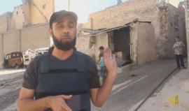 قصف بالقنابل الفوسفورية الحارقة يستهدف أحياء مدينة #حلب
جولة: أحمد عبد الرحمن