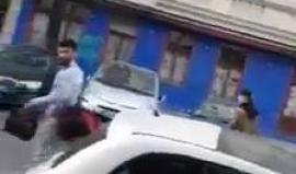 #فيديو شاب يُهاجم يهودي في برلين

(متداول)