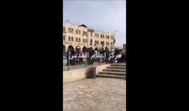 #فيديو اصابة شاب بالإغماء بعد تعرضه للضرب المبرح عند باب العامود بالقدس