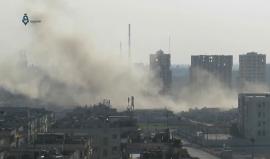 #شاهد | قصف بالأسلحة الثقيلة من قوات النظام السوري على حي الوعر بحمص