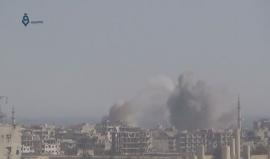 حدث قبل قليل 
طيران النظام السوري يشن غارات عنيفة على مدينة عربين في ريف #دمشق