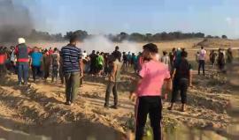 #مباشر

 #جمعة_الخان_الأحمر شرق البريج وسط قطاع غزة ضمن فعاليات #مسيرة_العودة_الكبرى المستمرة . 

بث مراسلنا | أحمد المقادمة