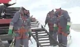 في #أرضروم التركية.. إصلاح أعطال الكهرباء على ظهور الخيول