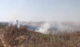 #فيديو آخر اشتعال النيران في أراضي الداخل المحتل بناحل عوز قرب حدود غزة بفعل بالون حارق