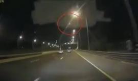 #شاهد القناة العاشرة العبرية تنشر فيديو لـ صاروخ "حيتس" لإعتراض الصواريخ السورية المضادة فجر الجمعة