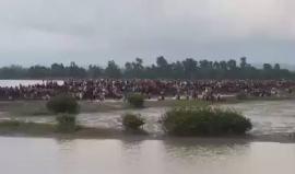 #شاهد استمرار معاناة اللجوء لمسلمي الروهينغا هربا من المذابح المروعة التي ترتكبها قوات الامن في ميانمار وعصابات بوذية إرهابية