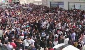 احتفالات فتح بالنجاح في انتخابات جامعة البوليتكنك في الخليل