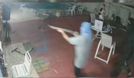 عملية سطو مسلح في فلوريدا.. شاهد كيف انتهت