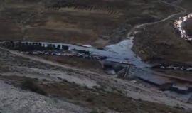 #فيديو الأمطار تغمر طريق "واد النار" شرق بيت لحم