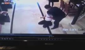 #فيديو انفجار هاتف من طراز "سامسونغ غراند دوس" في جيب صاحبه بإندونيسيا