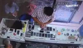 #شاهد| بطارية هاتف #آيفون تشتعل في ولاية ماردين #التركية.. فهل تنضم لبطاريات #سامسونج ؟