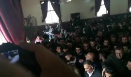 #مباشر من وداع وتشييع الشهيد حمزة زماعرة في حلحول شمال الخليل.
تصوير عامر أبو عرفة