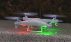 #شاهد شركة في كوريا الجنوبية تطور جهازا ثوريا للتحكم في الطائرات من دون طيار بيد واحدة ويتم التحكم عبر حلقة في الإبهام وعصا تحكم صغيرة