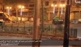 لحظة تفجير قوات الاحتلال للعبوة الناسفة التي عثر عليها قرب حاجز شارع الشهداء وسط الخليل.