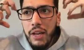 #شاهد 
علي قراقع يعلق على وصف الهباش لرئيس السلطة عباس بوريث العهدة العمرية