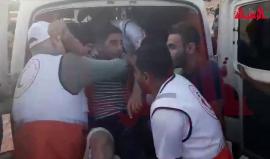 "بدي أرجع للجندي وألعن اللي جابو".. شاهد ردة فعل شاب أصيب برصاص الاحتلال شرق البريج وسط قطاع غزة