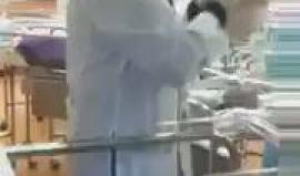 #شاهد .. مع اقتراب عيد الغفران " كيبور" عند اليهود تم تصوير ممرضة في إحدى المستشفيات الصهيونية وهي تتبرك من دجاجة وتلف بها على رأس مولود جديد . 
" معتقد عند اليهود ان ذنوب العام الماضي يتم نقلها إلى الدجاج، بعد لفها 3 مرات فوق الرأس بتلاوة ترانيم معينة " 