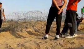#مباشر من المواجهات المندلعة على الحدود الشرقية لمخيم البريج وسط قطاع غزة نصرة للمسجد الأقصى المبارك . 
#جمعة_الأقصى
