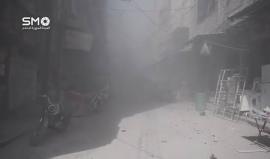 #سوريا - #ريف_دمشق: #شاهد اللحظات الاولى بعد استهداف الطيران الحربي للأسواق الشعبية في مدينة #دوما