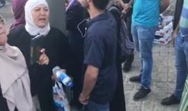#بث_مباشر المقدسيون يواصلون رباطهم على أبواب المسجد الأقصى