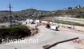 #فيديو عضو لجنة المتابعة في العيساوية بالقدس "محمد أبو الحمص" يتحدث عن تفاصيل المعبر الذي ينوي الاحتلال إقامته عند المدخل الشرقي لقرية العيسوية