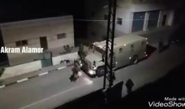 #شاهد.. من اقتحام قوات الاحتلال لبلدة تقوع شرق بيت لحم فجر اليوم ، حيث داهمت عدد من المنازل، و اعتقلت ثلاثة شبان من البلدة .