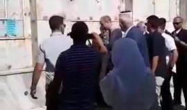 الأمير البريطاني ويليام يتجول في المسجد القبلي برفقة الأوقاف الإسلامية هذه الأثناء