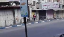متابعة #شاهد #مباشر مسيرة حاشدة من مسجد الحسين في مدينة الخليل تتجه إلى باب الزاوية نصرة للقدس وتحديا لقرار ترامب . #القدس_عاصمة_فلسطين