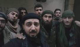 سيلفي لثوار من مدينة #حلب المحاصرة يكذب اعلام النظام