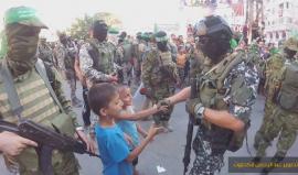 مشاهد من المسير العسكري لكتائب القسام غرب #غزة لإحياء سنة التكبير 
تصوير: عبد الرحمن الكحلوت