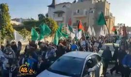 #شاهد .. انطلاق مسيرة "القدس لنا" في مدينة يافا الفلسطينية المحتلة وسط مشاركة جماهير غفيرة. 
#القدس_عاصمة_فلسطين