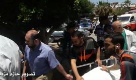 #شاهد_مؤثر | لحظة وصول الشهيد الطفل عز الدين موسى السماك من مخيم البريج الى ثلاجة الموتى .

تصوير مراسلنا | حازم مزيد