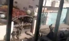 #عاجل مواجهات مع قوات الاحتلال في مخيم العروب شمال الخليل مع اطلاق الكثيف للقنابل الغازية .