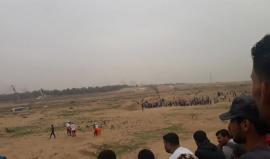 #مباشر 

اعتداءات قوات الاحتلال على المشاركين في مسيرة العودة الكبرى شرق البريج بالمحافظة الوسطى .

بث مراسلنا : أحمد المقادمة