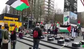 #شاهد
وقفة تضامنية مع #مسيرة_العودة_الكبرى في مدينة رتوردام الهولندية