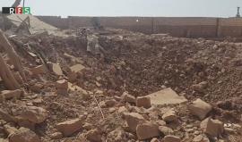 #شاهد .. الدمار في قرية عويجل بريف #حلب الغربي وشهادة أحد المدنيين في القرية على مجزرة يوم أمس .