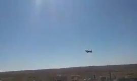 هل عجزت صواريخ  "توماهوك" الأمريكية "توماهوك" على إخراج المطار عن الخدمة ؟ 
نشطاء يبثون فيديو لإولى الطلعات الجوية من مطار الشعيرات العسكري  في سوريا عقب القصف الأمريكي