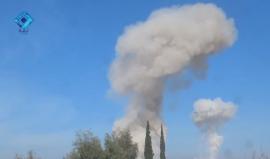 لحظة سقوط صواريخ مظلية على بلدة خان العسل بريف #حلب الغربي

وكالة ثقة