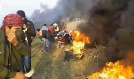 #شاهد مواجهات اليوم شرق مدينة غزة ووصول الشبان إلى السياج الفاصل بشكل مباشر بمواجهاة قوات الاحتلال.  
تصوير مؤمن عودة