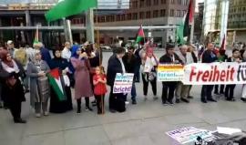 #شاهد #مباشر 
فعالية جماهيرية في العاصمة الألمانية برلين تنظمها المؤسسات الفلسطينية و العربية في برلين 
* تضامناً مع الأسرى الفلسطينيين في إضراب الحرية و الكرامة.