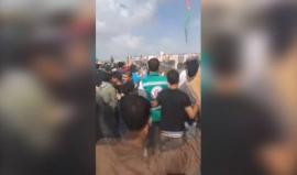 #شاهد المتظاهرون يسقطون طائرة تصوير للاحتلال ويصادرونها شرق جباليا شمال قطاع غزة قبل قليل . 
#مليونية_العودة