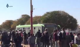 سوريا : بدء خروج عدد من العائلات المقيمة في زاكية وبعض القرى المجاورة ضمن الاتفاق مع النظام في خان الشيح